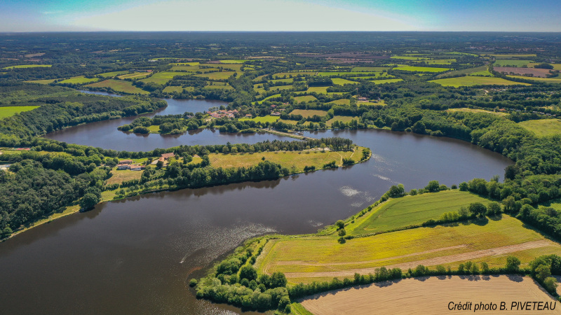 tour lac du jaunay